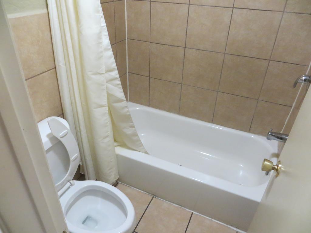 Economy Inn Austin Dış mekan fotoğraf