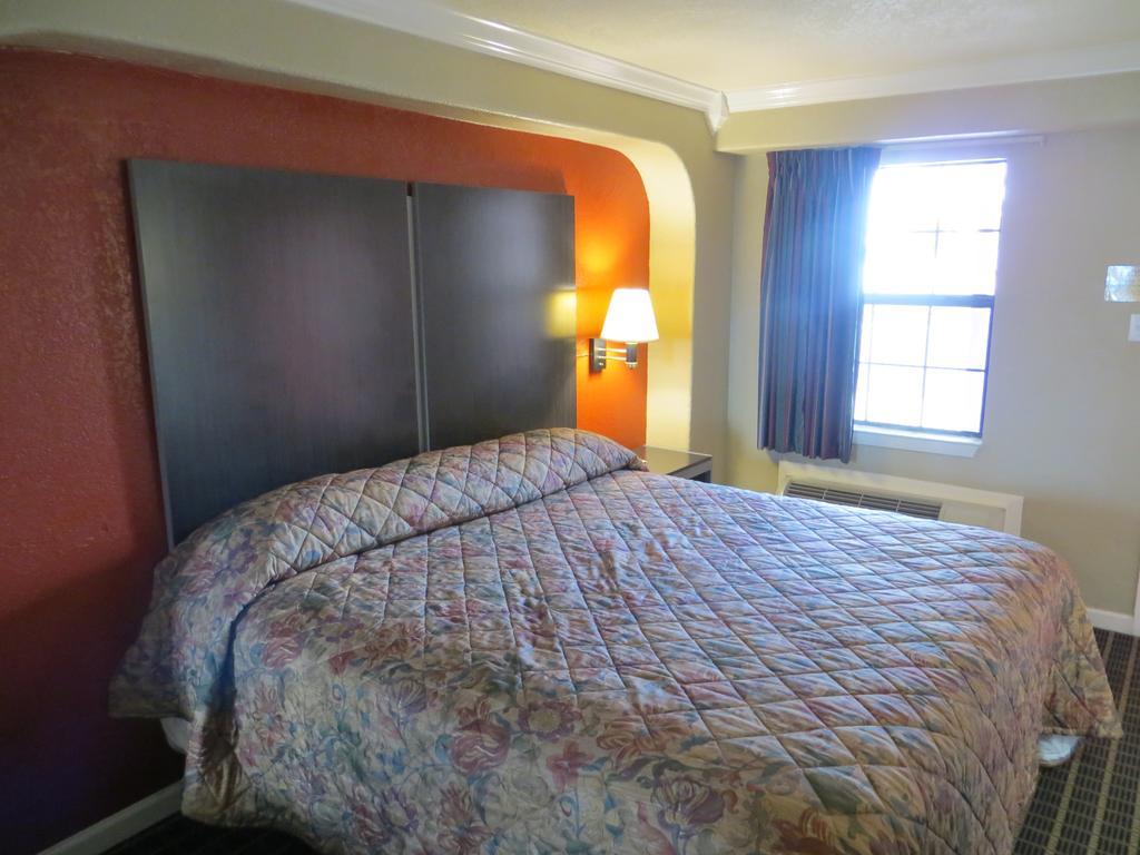 Economy Inn Austin Oda fotoğraf